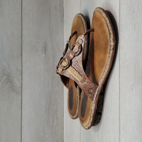 Born Women Gannet Comfort T strap Vintage Sandals shoes sz 8 - Picture 2 of 10
